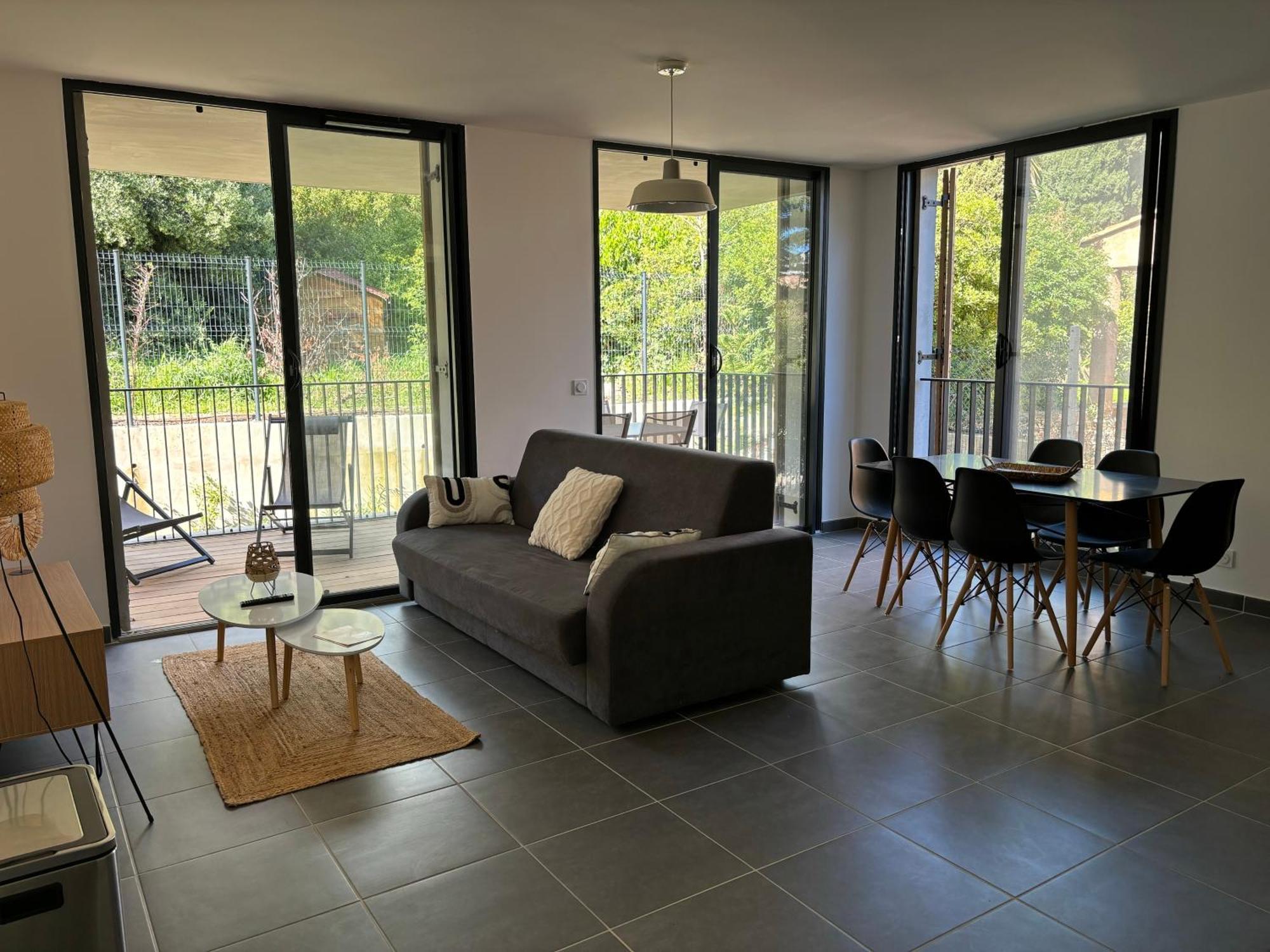 Appartement Bormes Apartment
